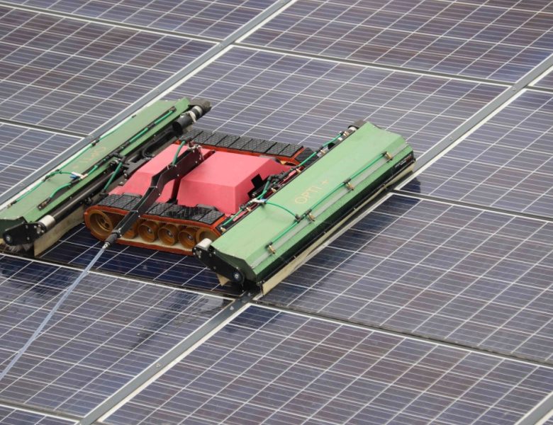 Robots de nettoyage pour des panneaux solaires propres et performants