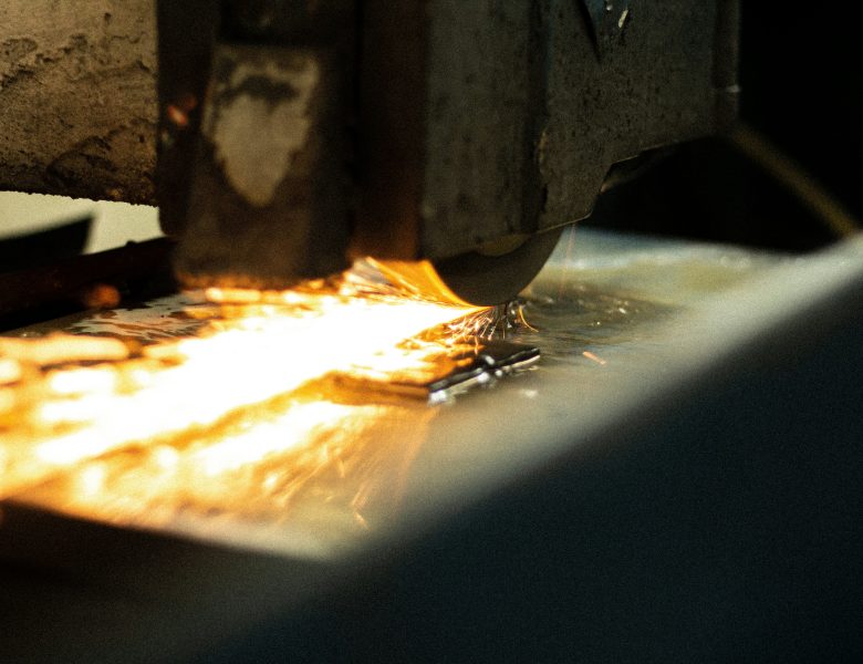 Comment fonctionne la découpe au jet d&rsquo;eau haute pression